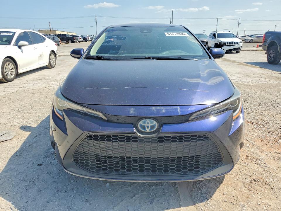 61470046 :رقم المزاد ، JTDEAMDE0NJ040404 vin ، 2022 Toyota Corolla مزاد بيع