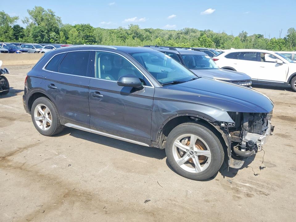 59301146 :رقم المزاد ، WA1AAAFY5M2013948 vin ، 2021 Audi Q5 مزاد بيع
