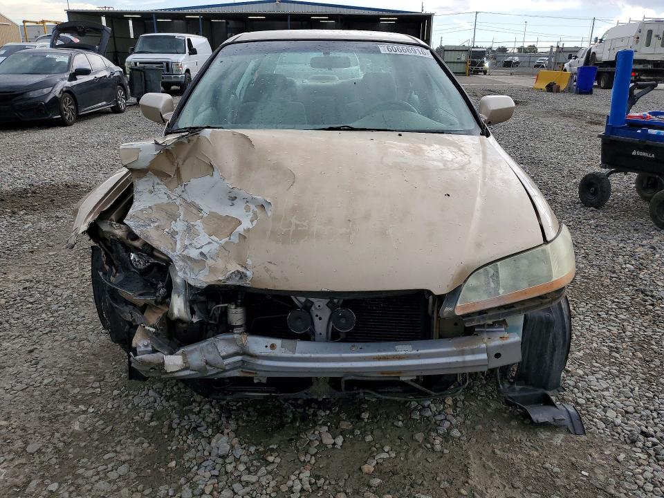 2002 Honda Accord მანქანა იყიდება აუქციონზე, vin: 1HGCG56402A040142, აუქციონის ნომერი: 60666916