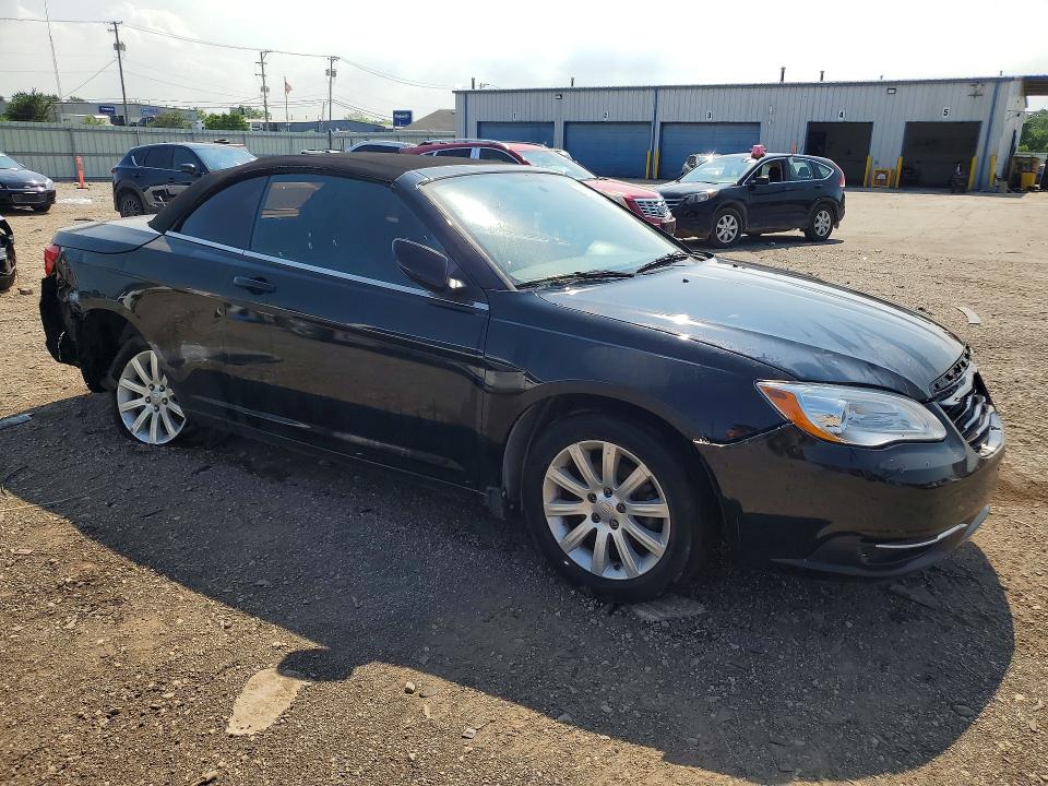 2013 Chrysler 200 მანქანა იყიდება აუქციონზე, vin: 1C3BCBEBXDN532956, აუქციონის ნომერი: 60032736