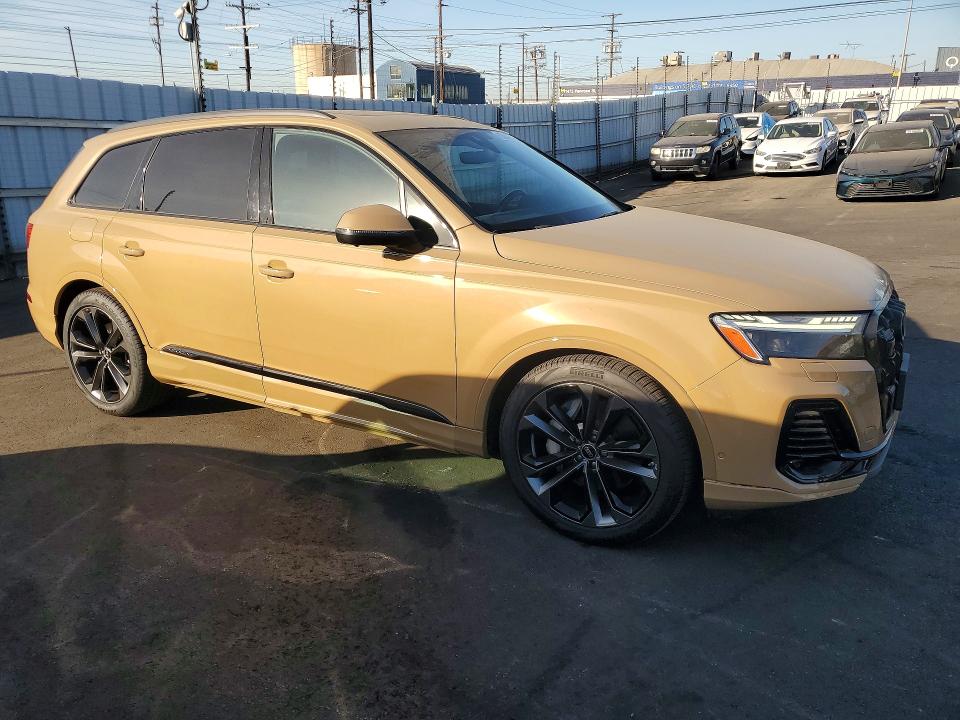 Продажа на аукционе авто 2025 Audi Q7, vin: WA1VVBF78SD022700, номер лота: 63042636
