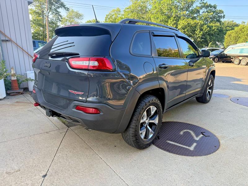 63048616 :رقم المزاد ، 1C4PJMBS6HW500108 vin ، 2017 Jeep Cherokee مزاد بيع