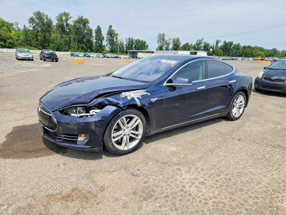 Продажа на аукционе авто 2013 Tesla Model S, vin: 5YJSA1CN5DFP19528, номер лота: 61963016