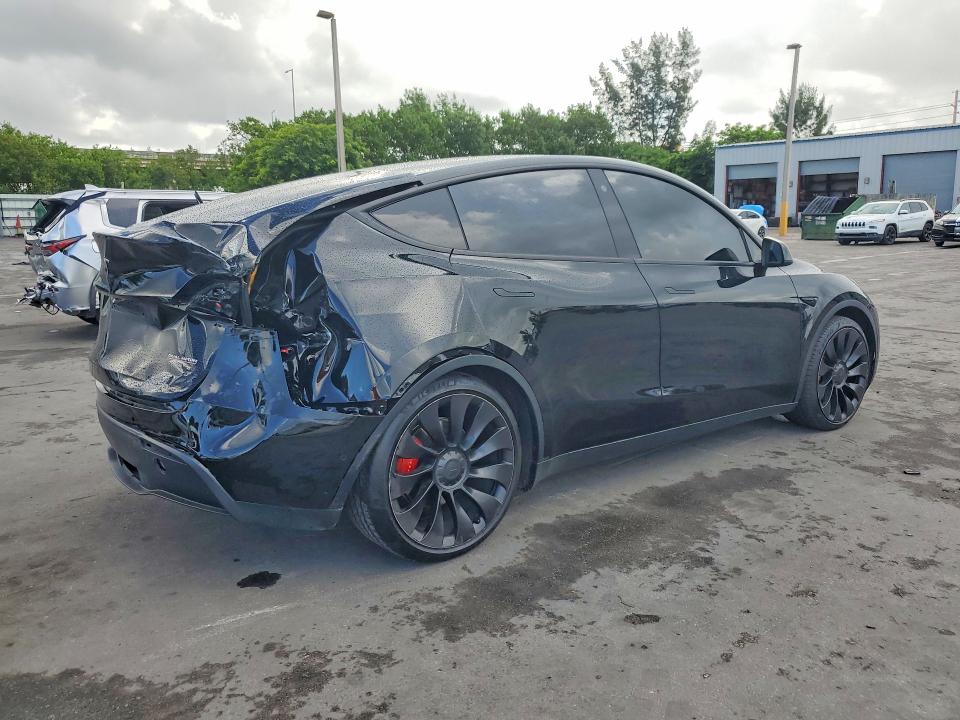 2022 Tesla Model Y მანქანა იყიდება აუქციონზე, vin: 7SAYGDEF4NF469042, აუქციონის ნომერი: 61852966