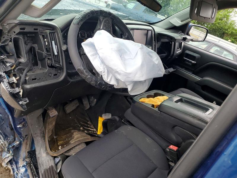 Продаж на аукціоні авто 2018 Chevrolet Silverado, vin: 3GCUKREC6JG372992, номер лоту: 62614216