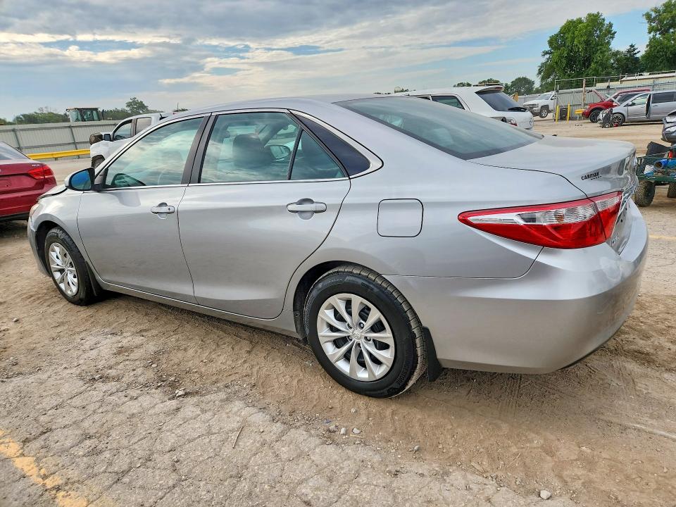 60712416 :رقم المزاد ، 4T1BF1FK5GU178183 vin ، 2016 Toyota Camry مزاد بيع