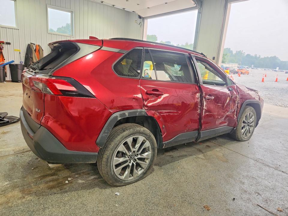 Aukcja sprzedaży 2019 Toyota Rav4, vin: 2T3C1RFV8KW040097, numer aukcji: 61325646
