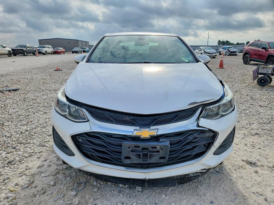 2019 Chevrolet Cruze მანქანა იყიდება აუქციონზე, vin: 1G1BC5SM4K7124059, აუქციონის ნომერი: 61675376