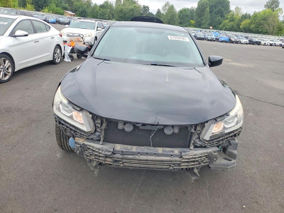 61059796 :رقم المزاد ، 1HGCR2F3XGA203726 vin ، 2016 Honda Accord مزاد بيع