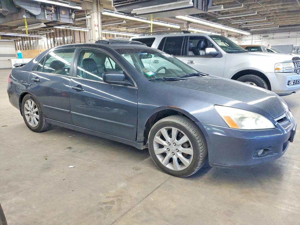 62449236 :رقم المزاد ، 1HGCM66866A062086 vin ، 2006 Honda Accord مزاد بيع