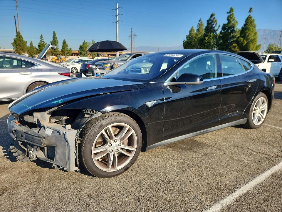 Продажа на аукционе авто 2014 Tesla Model S, vin: 5YJSA1S15EFP44526, номер лота: 61018796