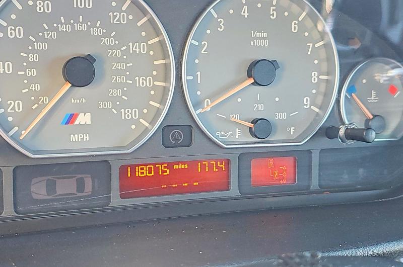 61739806 :رقم المزاد ، WBSBR93426PK11016 vin ، 2006 Bmw M3 مزاد بيع
