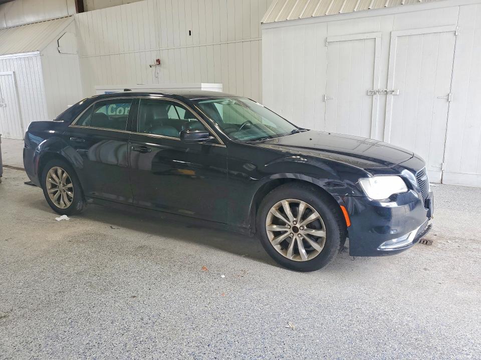 Продажа на аукционе авто 2015 Chrysler 300, vin: 2C3CCARG9FH831290, номер лота: 59672456