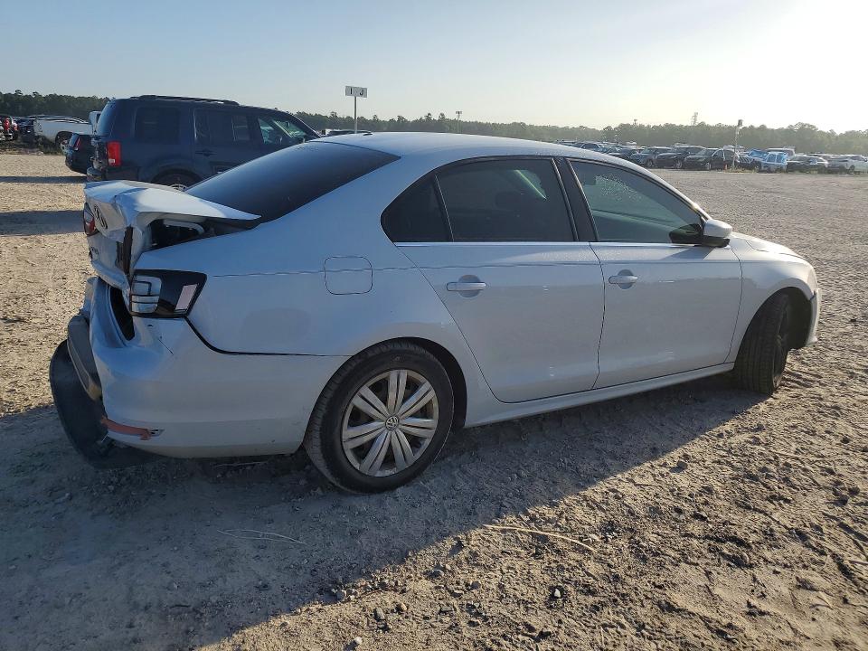 2017 Volkswagen Jetta მანქანა იყიდება აუქციონზე, vin: 3VW2B7AJ3HM382582, აუქციონის ნომერი: 62870206