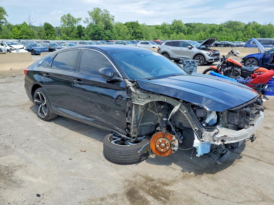 60958276 :رقم المزاد ، 1HGCV1F31NA070633 vin ، 2022 Honda Accord مزاد بيع