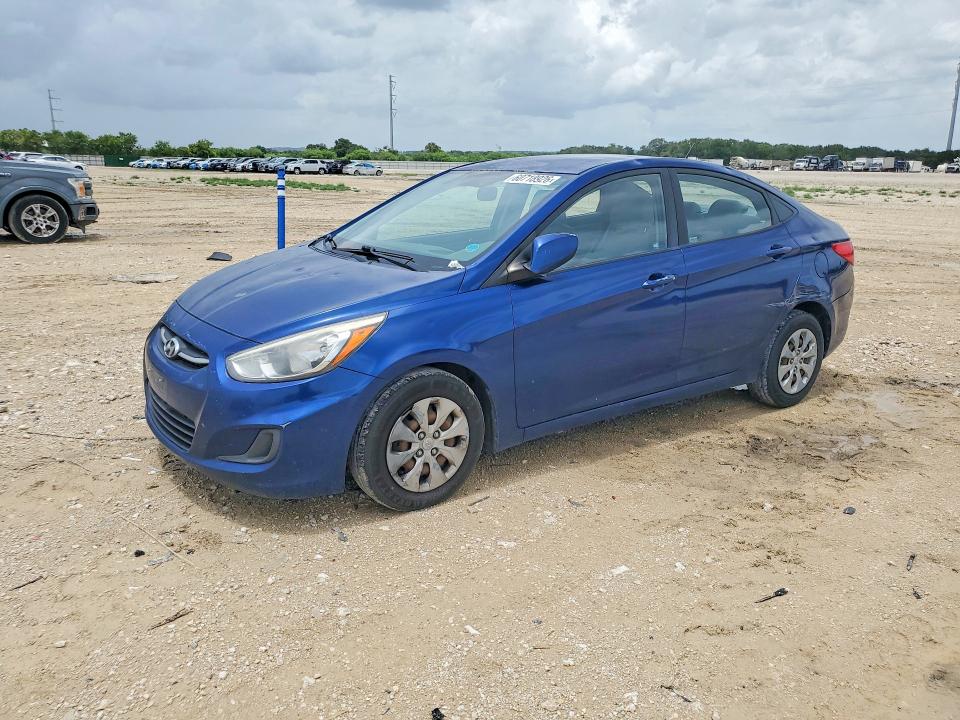 2015 Hyundai Accent მანქანა იყიდება აუქციონზე, vin: KMHCT4AE3FU806952, აუქციონის ნომერი: 60718926
