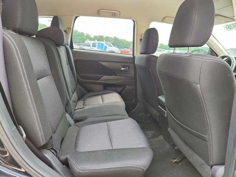 2018 Mitsubishi Outlander მანქანა იყიდება აუქციონზე, vin: JA4AZ3A36JJ002510, აუქციონის ნომერი: 61877916