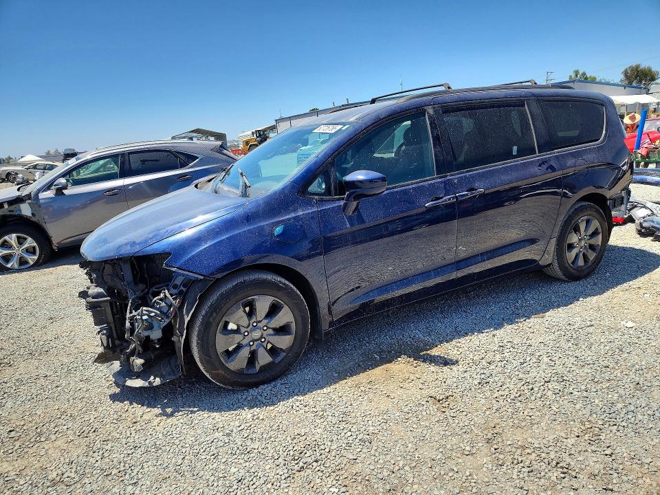 2019 Chrysler Pacifica მანქანა იყიდება აუქციონზე, vin: 2C4RC1H71KR577733, აუქციონის ნომერი: 62726766