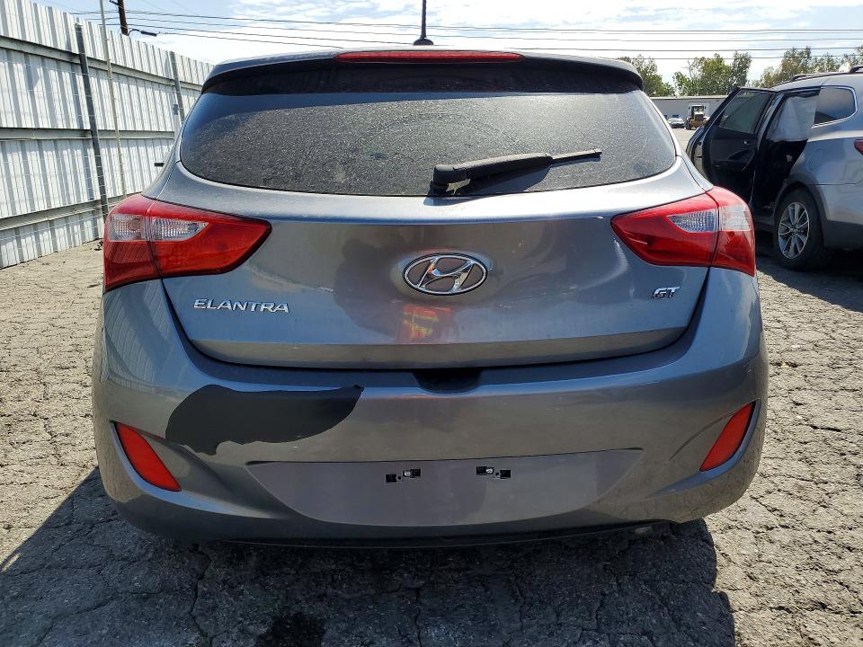 2016 Hyundai Elantra Gt მანქანა იყიდება აუქციონზე, vin: KMHD35LH4GU325790, აუქციონის ნომერი: 62165036