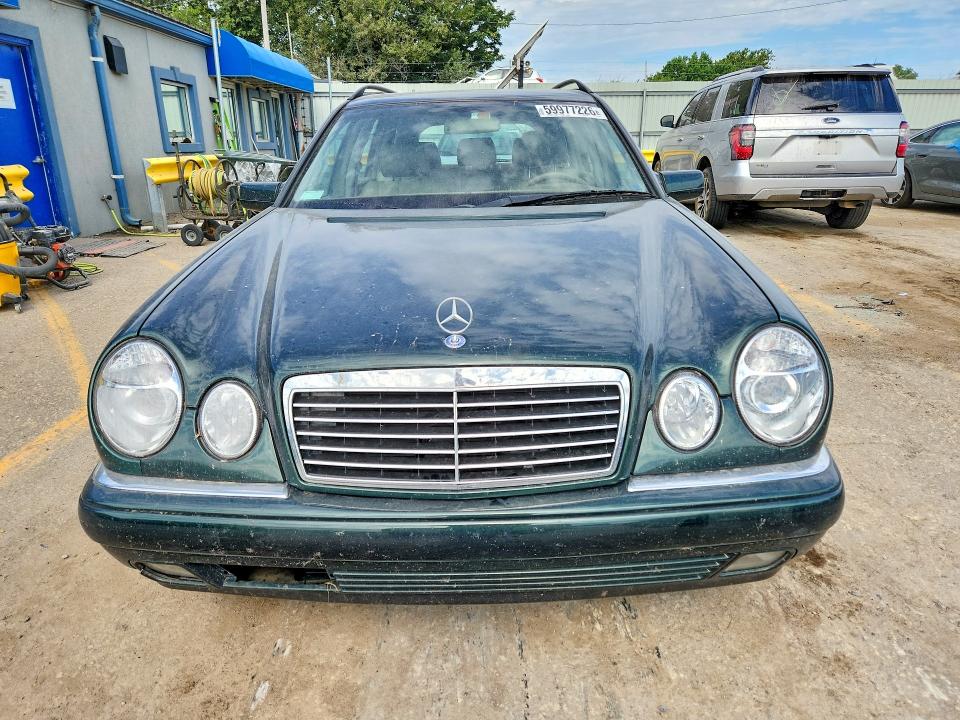 Продажа на аукционе авто 1998 Mercedes-benz E, vin: WDBJH82F7WX005501, номер лота: 59977226