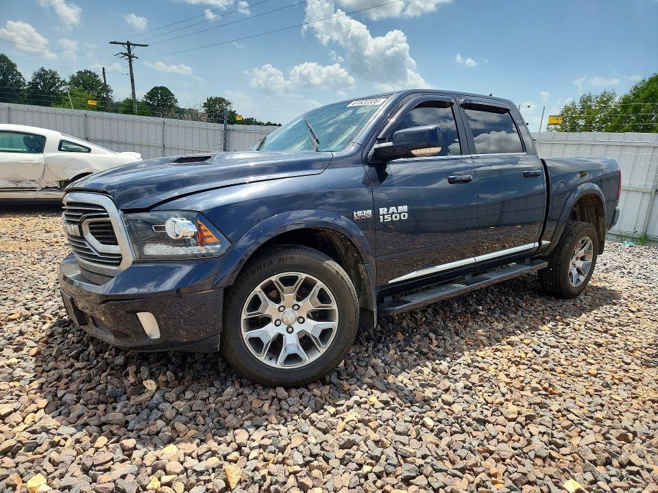 61522336 :رقم المزاد ، 1C6RR7PT6JS144946 vin ، 2018 Ram 1500 مزاد بيع