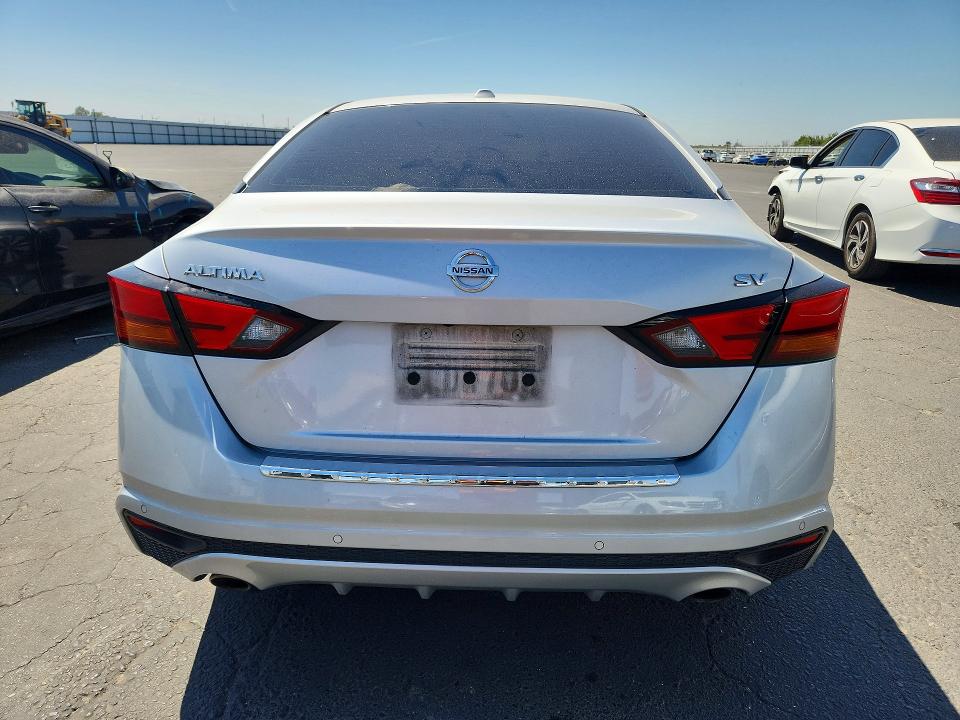 Продажа на аукционе авто 2019 Nissan Altima, vin: 1N4BL4DV5KC154501, номер лота: 62430686