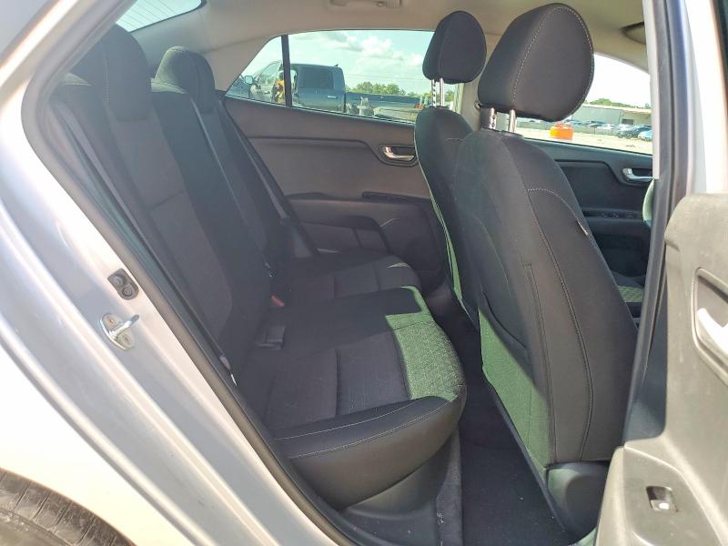 60075416 :رقم المزاد ، 3KPA24AD4NE445377 vin ، 2022 Kia Rio مزاد بيع
