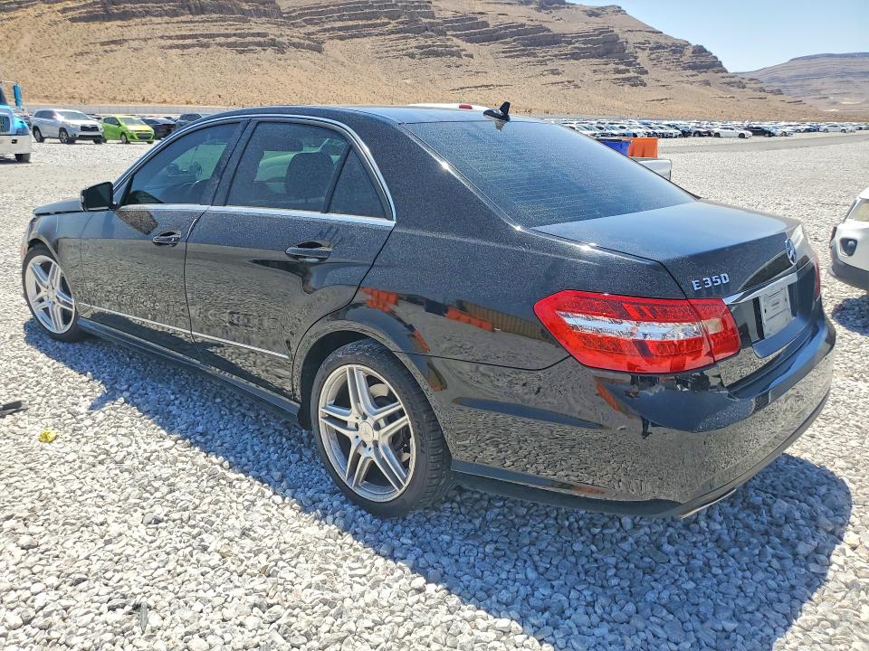 61180546 :رقم المزاد ، WDDHF5GBXBA417442 vin ، 2011 Mercedes-benz E مزاد بيع