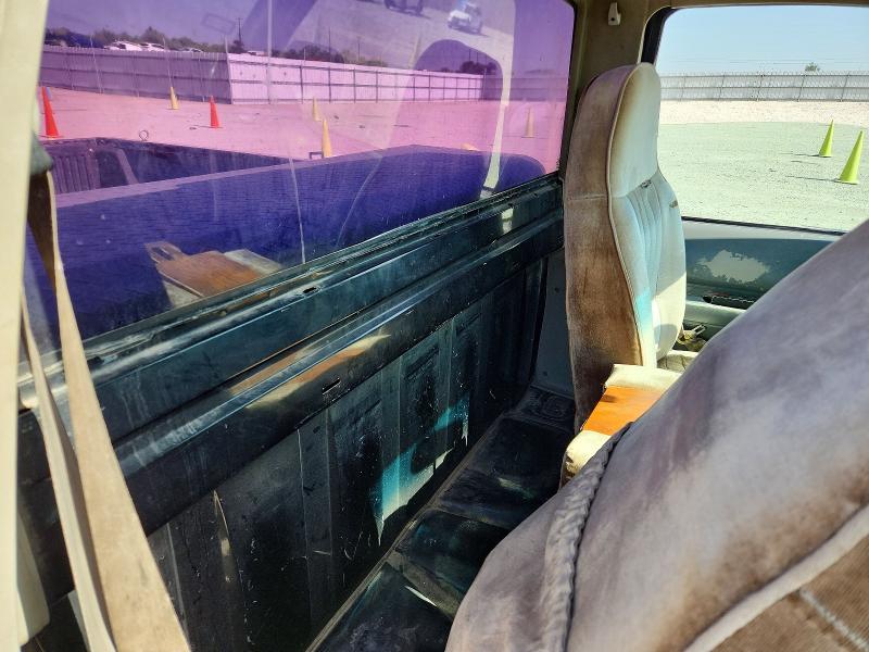 61844946 :رقم المزاد ، 1GCDC14Z1RZ255594 vin ، 1994 Chevrolet Gmt-400 مزاد بيع