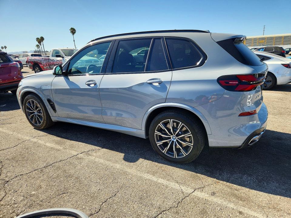 61972696 :رقم المزاد ، 5UX43EU05R9S23870 vin ، 2024 Bmw X5 مزاد بيع