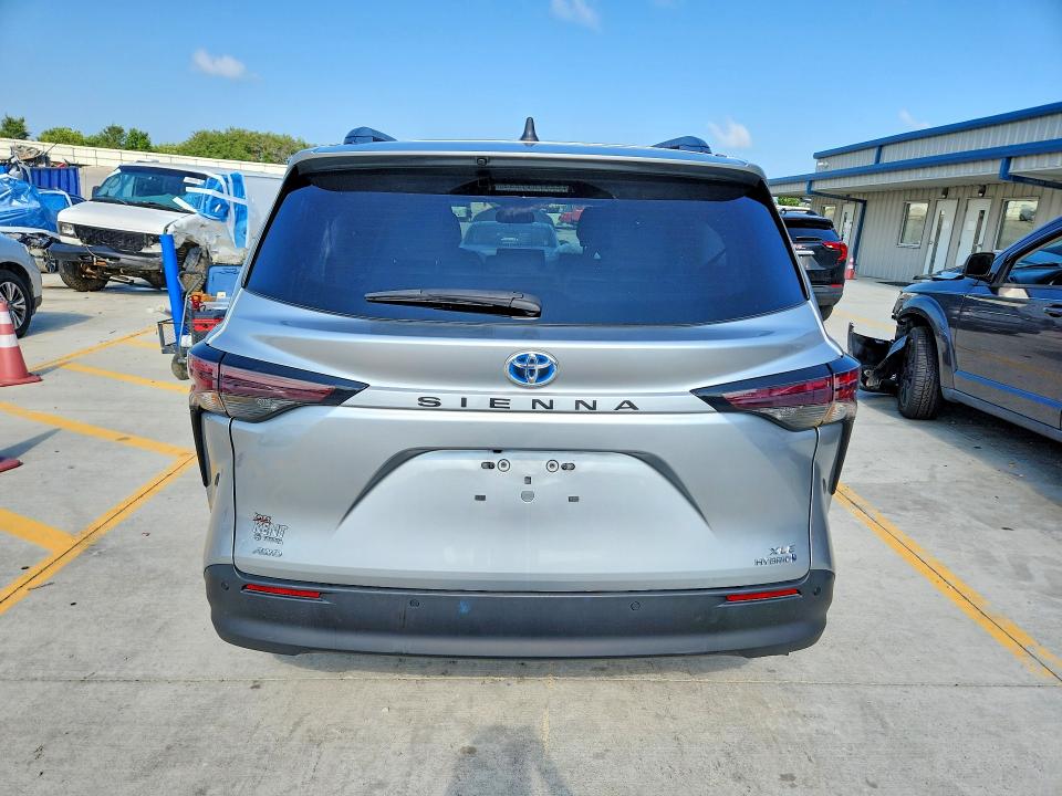 Aukcja sprzedaży 2023 Toyota Sienna, vin: 5TDJSKFC3PS093745, numer aukcji: 60306106