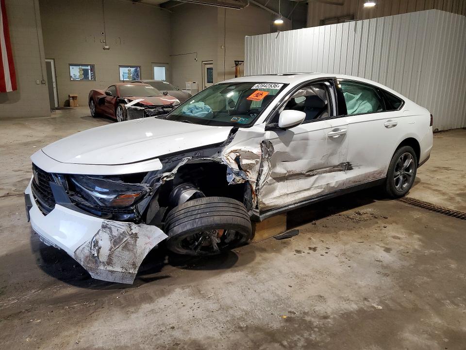2023 Honda Accord მანქანა იყიდება აუქციონზე, vin: 1HGCY1F39PA013462, აუქციონის ნომერი: 62842536