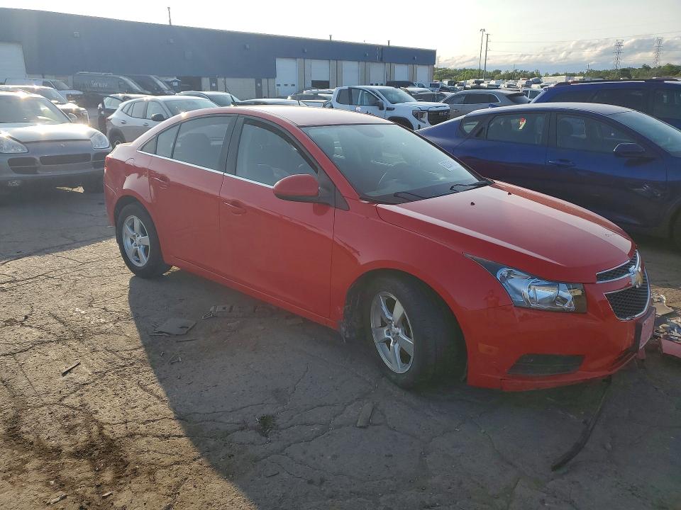 62234186 :رقم المزاد ، 1G1PC5SB8E7439343 vin ، 2014 Chevrolet Cruze مزاد بيع