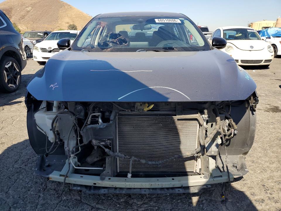60510606 :رقم المزاد ، 3N1AB8DV1NY238698 vin ، 2022 Nissan Sentra مزاد بيع