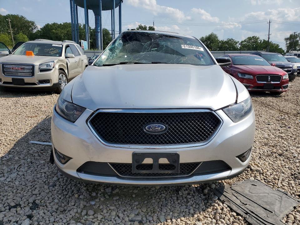 2013 Ford Taurus მანქანა იყიდება აუქციონზე, vin: 1FAHP2KT0DG161324, აუქციონის ნომერი: 61500106