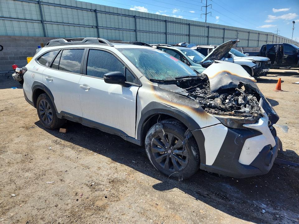 61715136 :رقم المزاد ، 4S4BTGLDXR3290486 vin ، 2024 Subaru Outback مزاد بيع