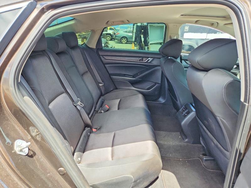 Продажа на аукционе авто 2018 Honda Accord, vin: 1HGCV1F4XJA076207, номер лота: 59199676