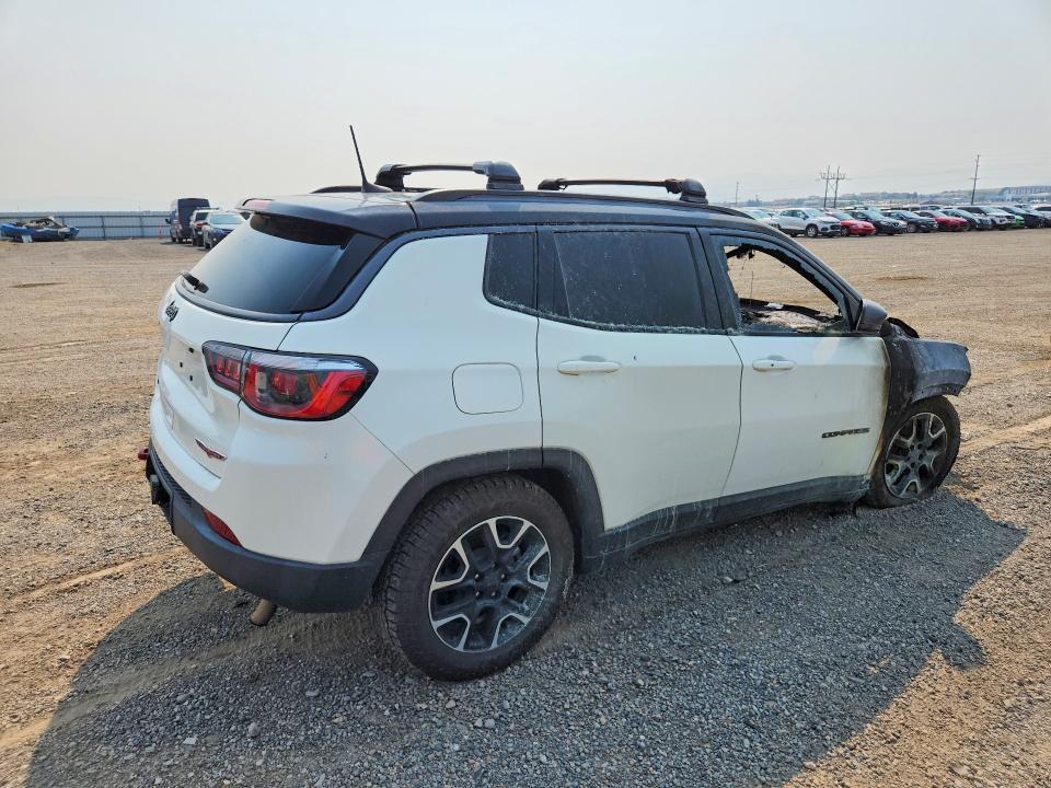 62717546 :رقم المزاد ، 3C4NJDDB5LT116615 vin ، 2020 Jeep Compass مزاد بيع