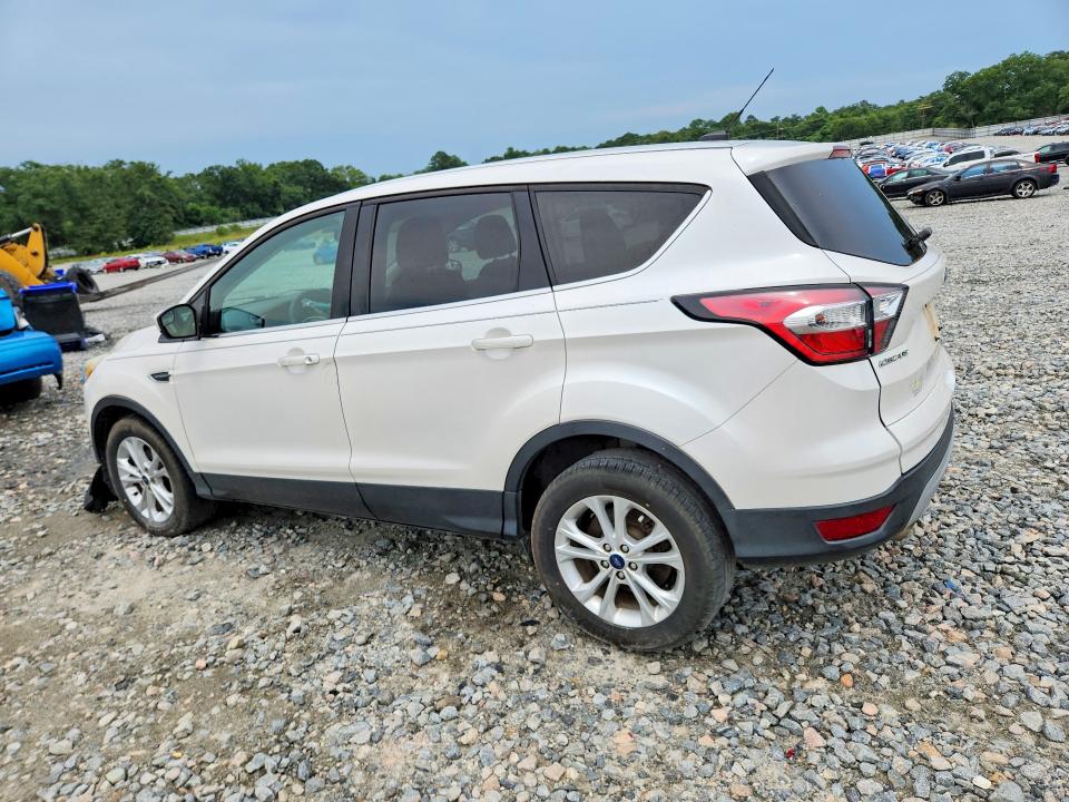 Продажа на аукционе авто 2017 Ford Escape, vin: 1FMCU0GD6HUD64045, номер лота: 60263056