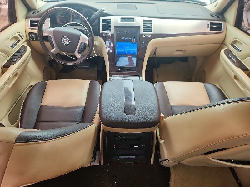 Продажа на аукционе авто 2008 Cadillac Escalade, vin: 3GYFK62828G121771, номер лота: 60662476