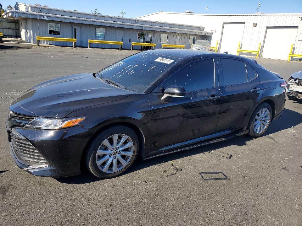 2020 Toyota Camry მანქანა იყიდება აუქციონზე, vin: 4T1L11AK3LU502624, აუქციონის ნომერი: 59848176