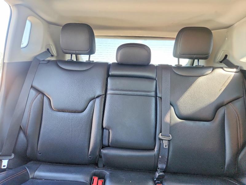 60749936 :رقم المزاد ، 3C4NJDCB2KT661395 vin ، 2019 Jeep Compass مزاد بيع