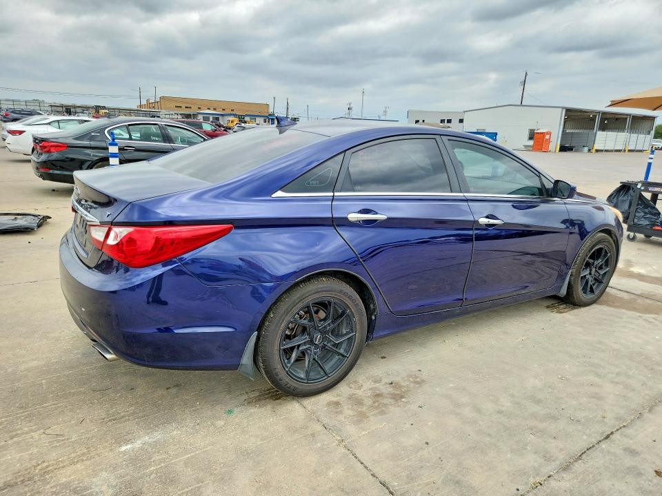Продаж на аукціоні авто 2011 Hyundai Sonata, vin: 5NPEC4AB2BH179541, номер лоту: 61776446