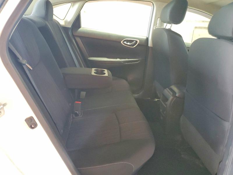 Продаж на аукціоні авто 2018 Nissan Sentra, vin: 3N1AB7AP4JL658981, номер лоту: 61376466