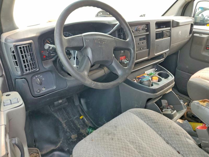 61746426 :رقم المزاد ، 1GCHG35U741124066 vin ، 2004 Chevrolet Express G3500 مزاد بيع