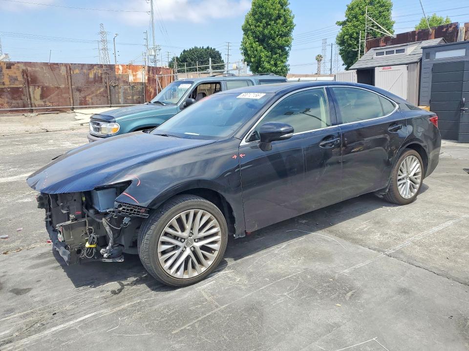 60012156 :رقم المزاد ، JTHBK1GG0E2134836 vin ، 2014 Lexus Es مزاد بيع
