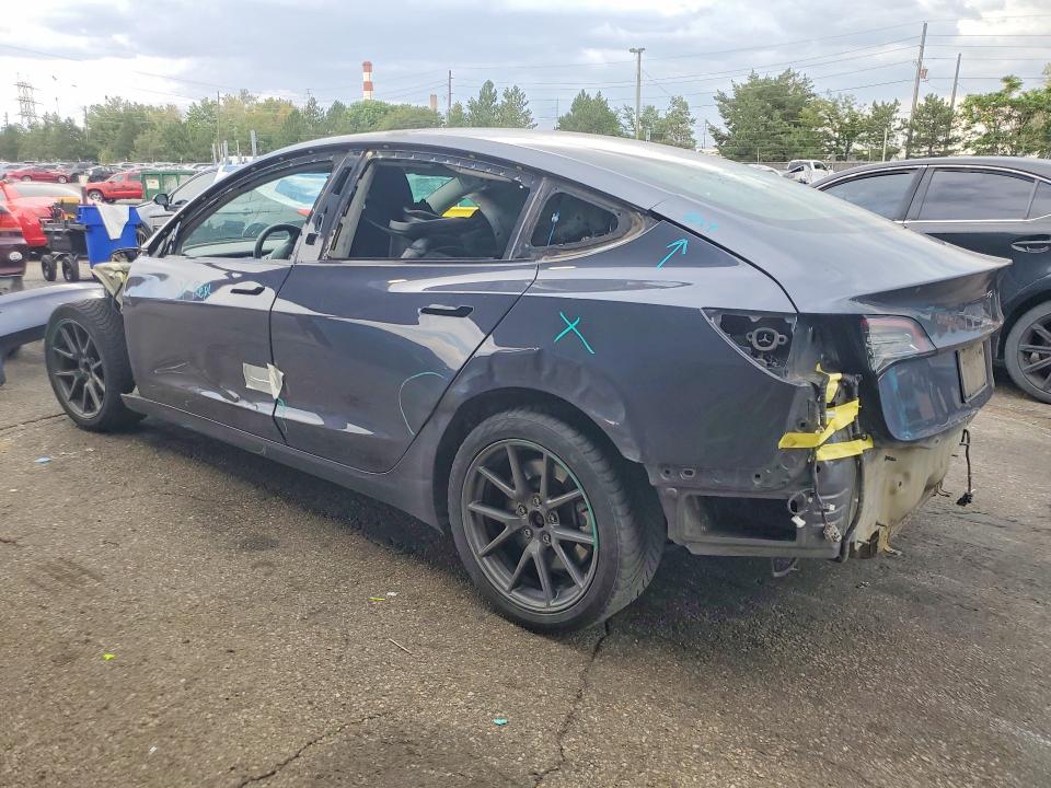 Продажа на аукционе авто 2023 Tesla Model 3, vin: 5YJ3E1EA5PF394015, номер лота: 61983986