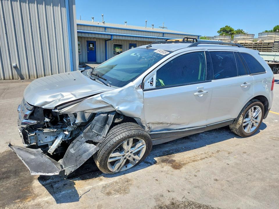 60485606 :رقم المزاد ، 2FMDK3JC3DBB25645 vin ، 2013 Ford Edge مزاد بيع