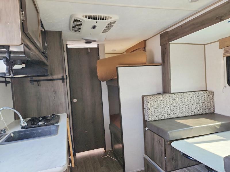 62623316 :رقم المزاد ، 5ZT2CWFC3KJ123422 vin ، 2019 Coachmen Clipper مزاد بيع