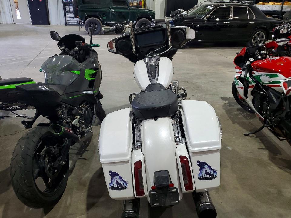 Продажа на аукционе авто 2024 Harley-davidson Flhx, vin: 1HD1KB712RB637786, номер лота: 54260446